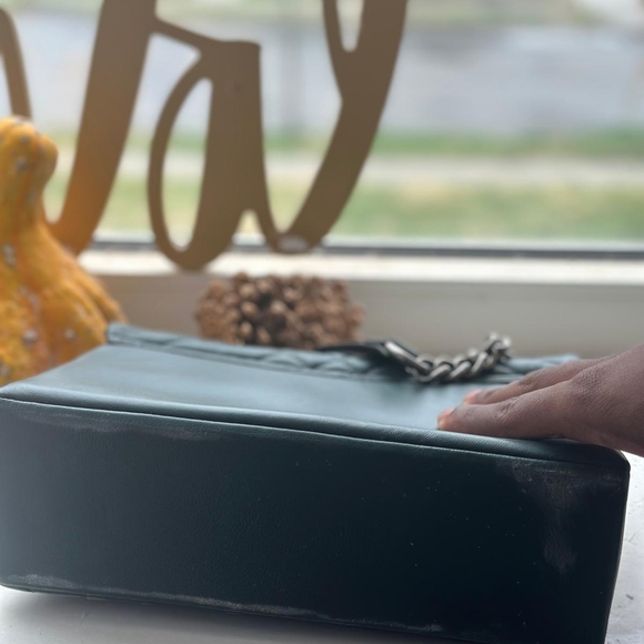 Kurt Geiger Black Quilted Women's Bag - Picture 9 of 9